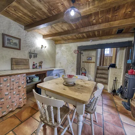 Le Manoir De St Marcel